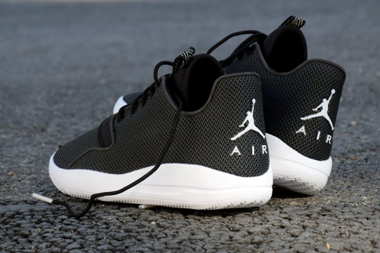 jordan eclipse black white