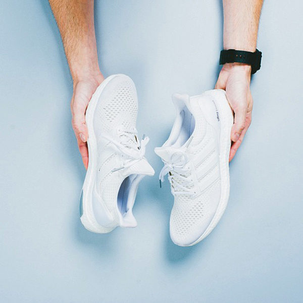 ultra boost triple white 3.0 homme