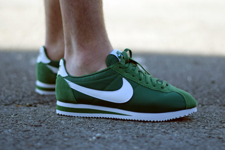 nike cortez green white