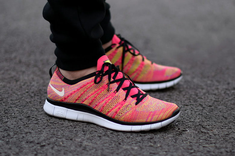 nike-free-flyknit-nsw-rose-1