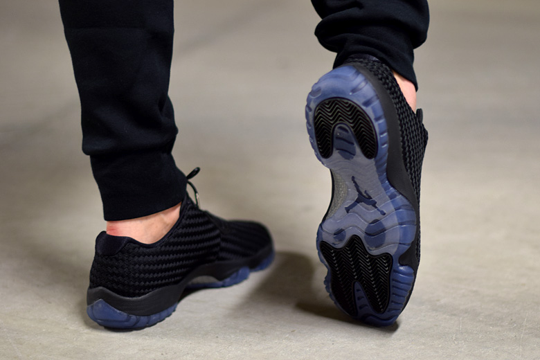 jordan future low gamma blue