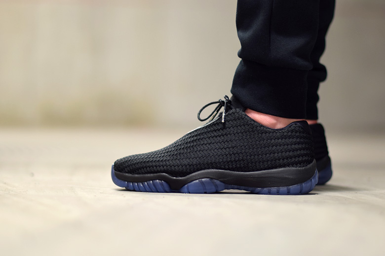 jordan future low gamma blue