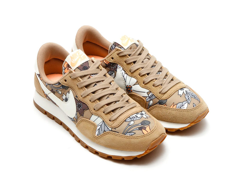 nike-pegasus-aloha-pack-beige