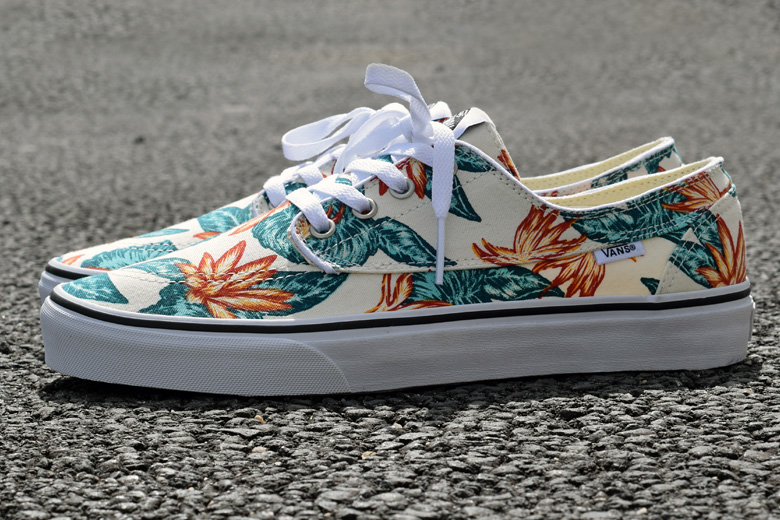 vans imprimé fleuri