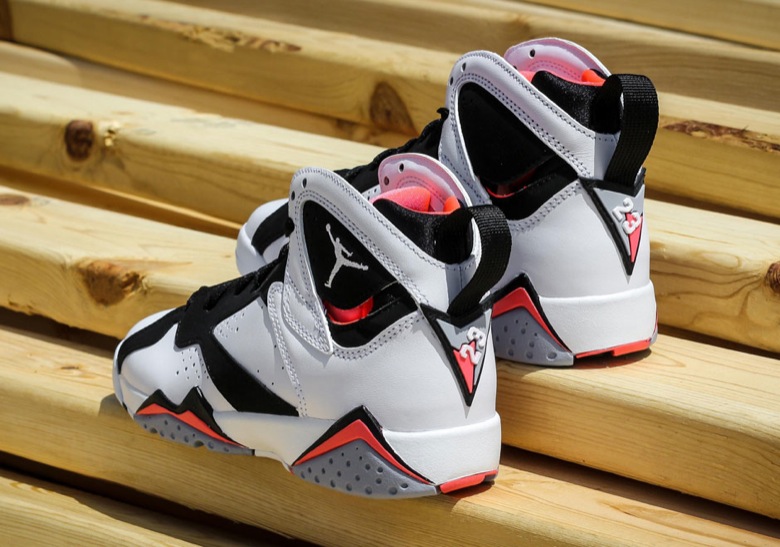 air-jordan-7-gg-hot-lava-6