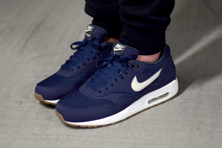 air max 1 navy gum
