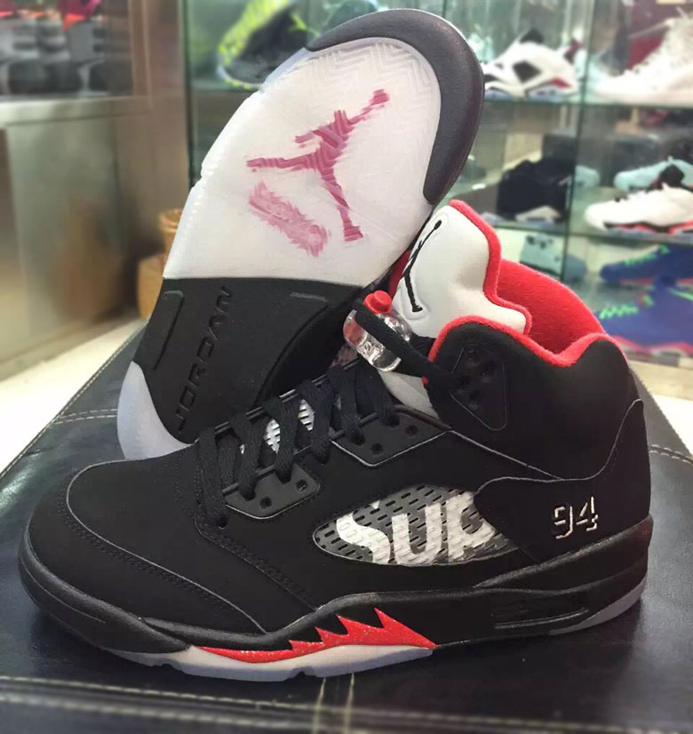 air-jordan-5-black-red-supreme