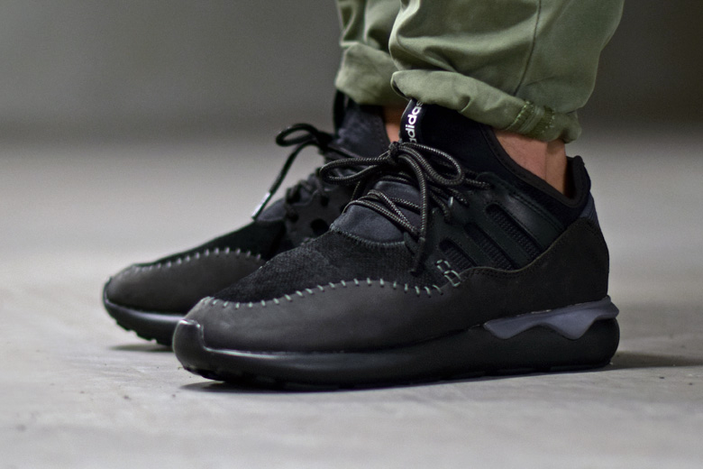 adidas tubular moc runner black