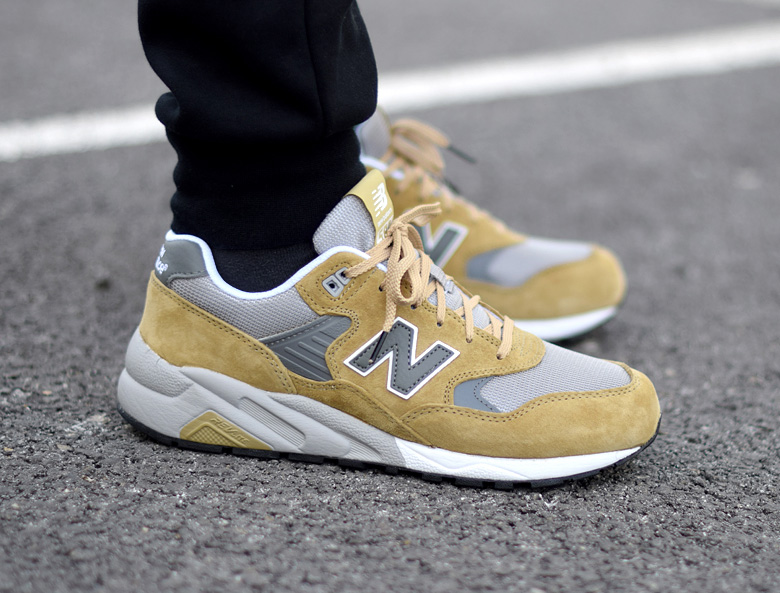 new balance 580 beige