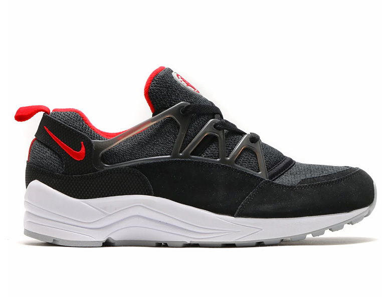 nike-air-huarache-light-black-red