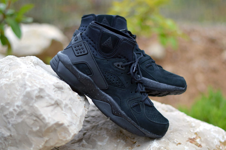 air mowabb black