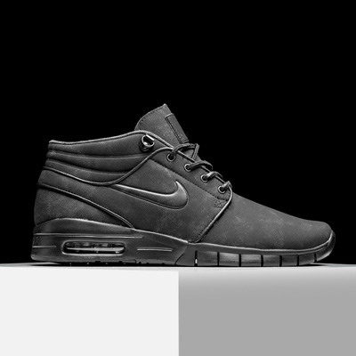 Nike SB Janoski Max Mid Triple Black Sneakers
