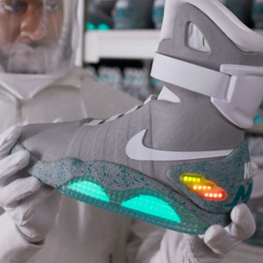 nike mag 2015