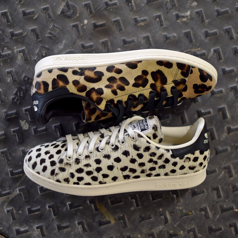 stan smith white leopard print