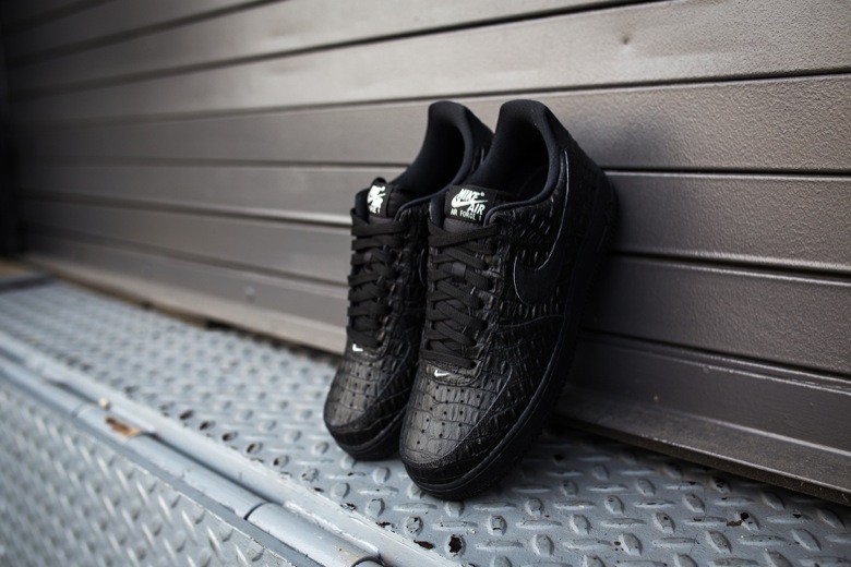 nike air force croco