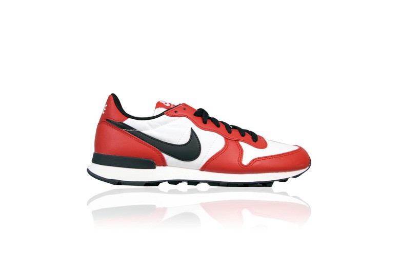 nike-internationalist-bulls