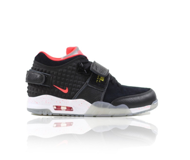 nike air trainer cruz qs black crimson-4