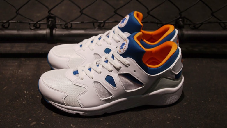 nike huarache international-5