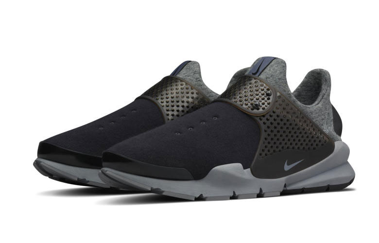 nike sock dart tech fleece