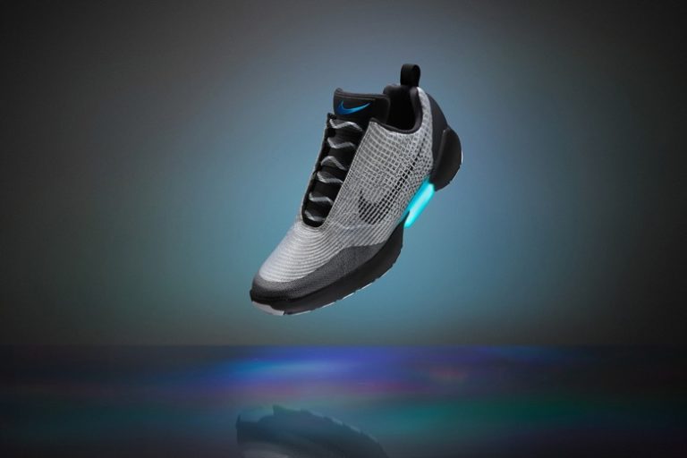 Chaussure nike lacet automatique prix shop