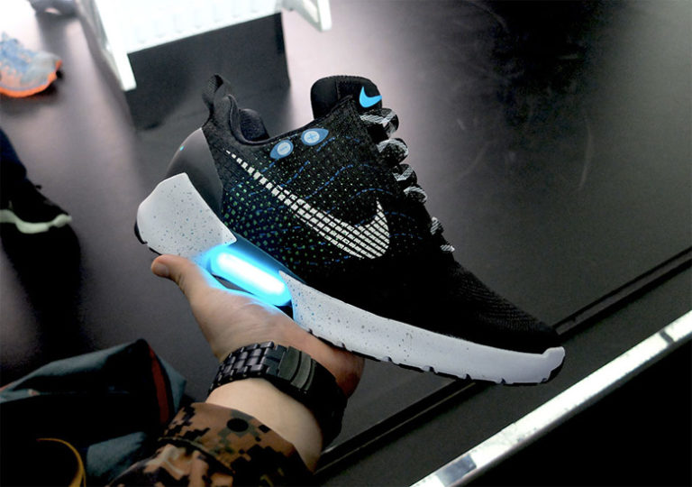 nike-hyperadapt4