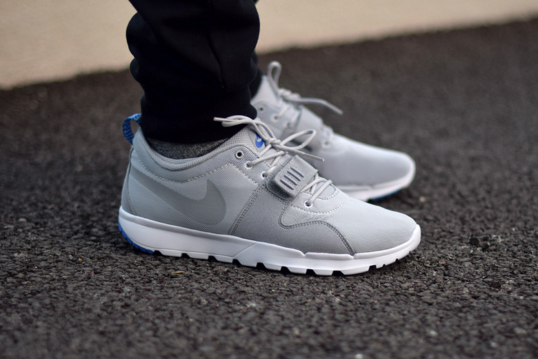 nike-sb-trainerendor-gris-4