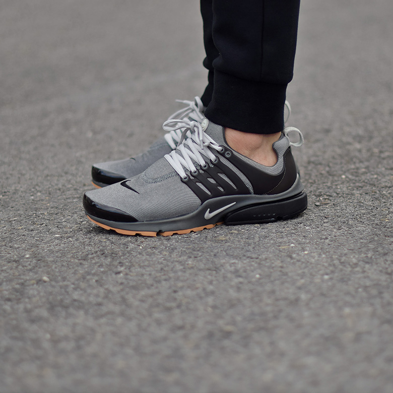 nike-air-presto-denim-black