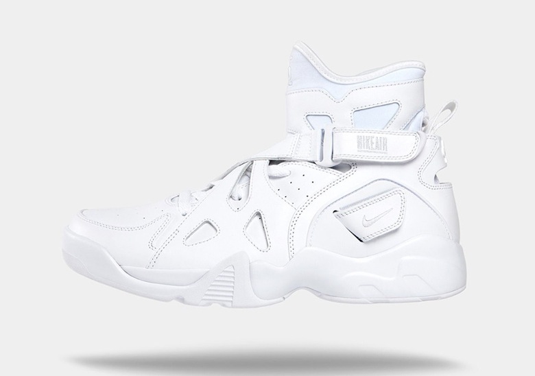 Nike-Air-Unlimited-Pigalle-2