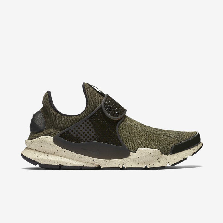 Nike-Sock-Dart-Cargo-Khaki-1