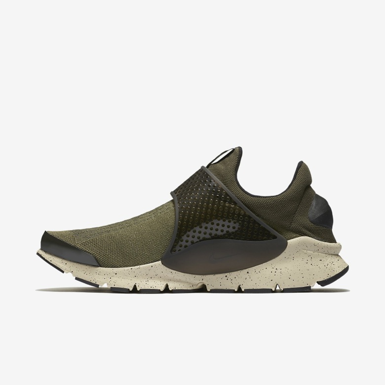 Nike-Sock-Dart-Cargo-Khaki-3