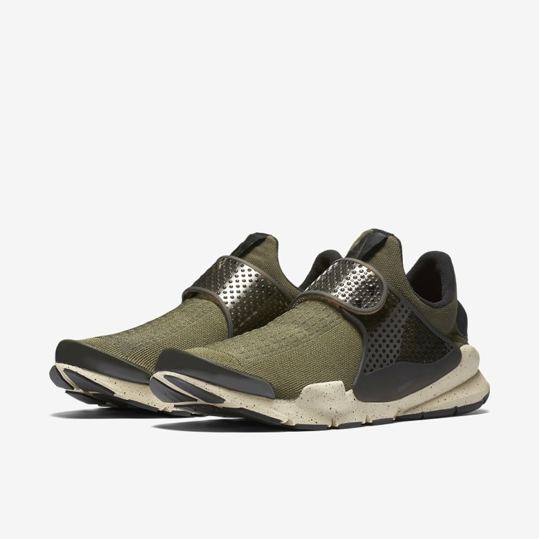 Nike-Sock-Dart-Cargo-Khaki-5