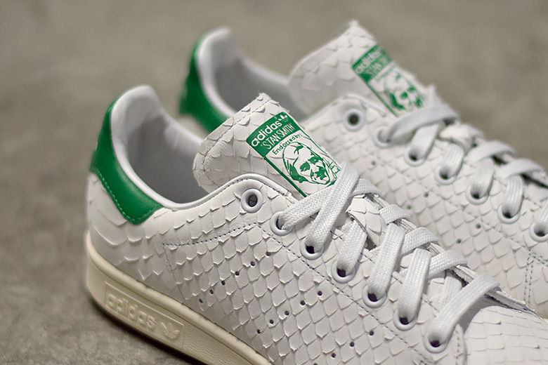 adidas stan smith snake blanche