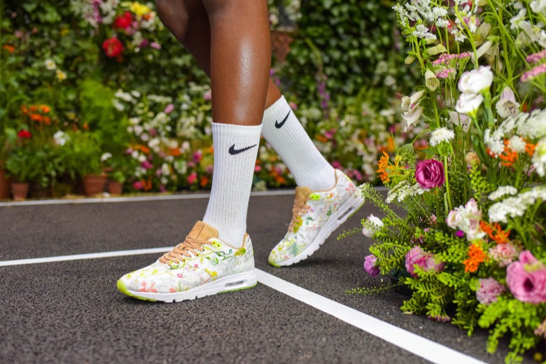 nike court liberty london-3