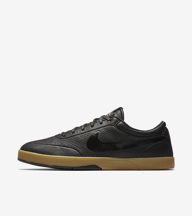 Nike-SB-x-Nike-FB-Premium-Pack-10