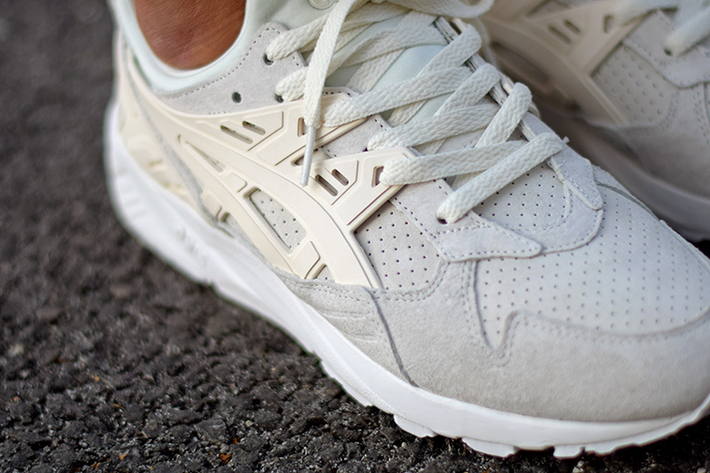 asics blanche et beige