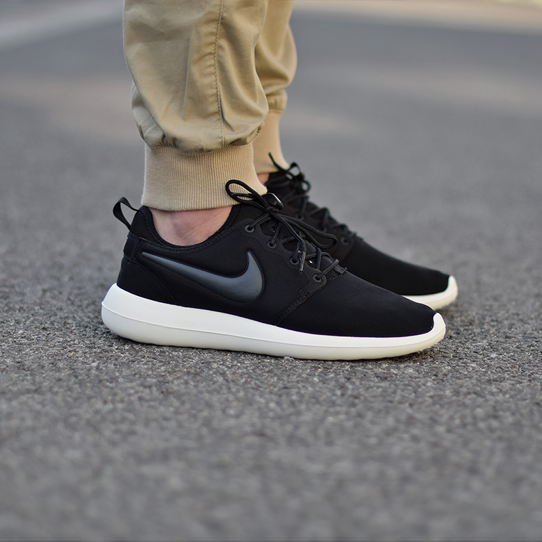 nike-roshe-two-noir