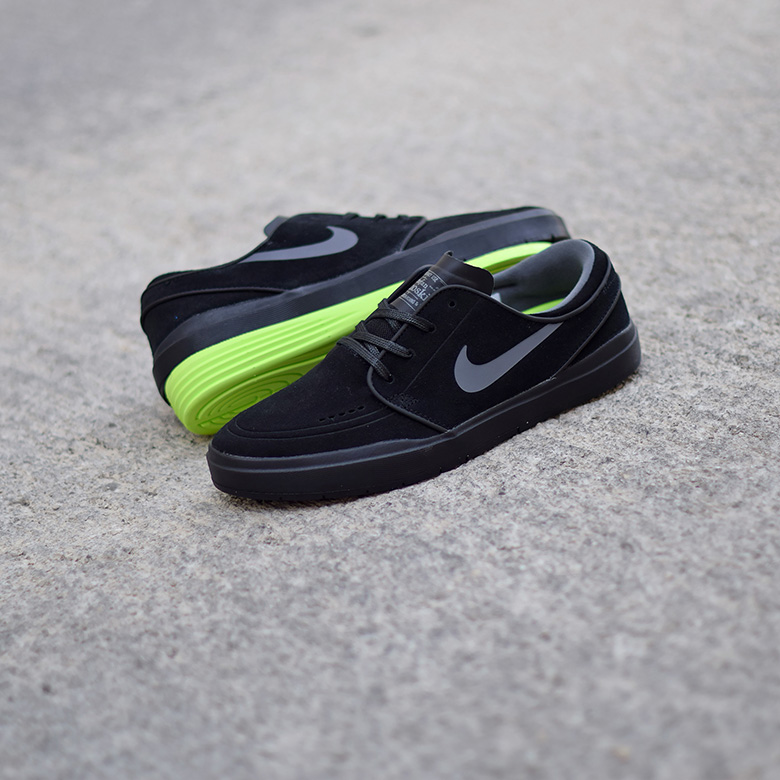 nike-sb-stefan-janoski-hyperfeel-black-4