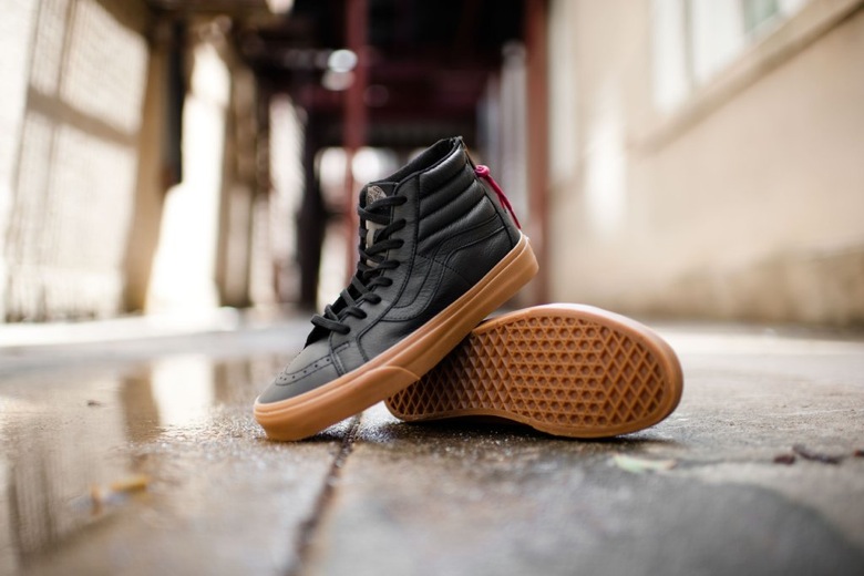 Vans-Sk8-Hi-Hiking-Pack-06