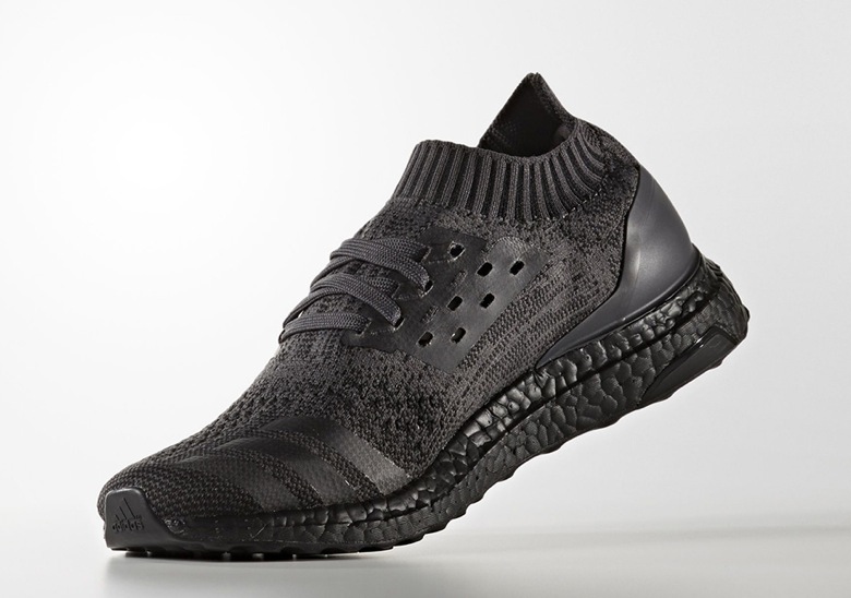 adidas-Ultra-Boost-Uncaged-Triple-Black-3