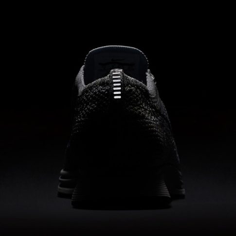 nike flyknit racer platinum