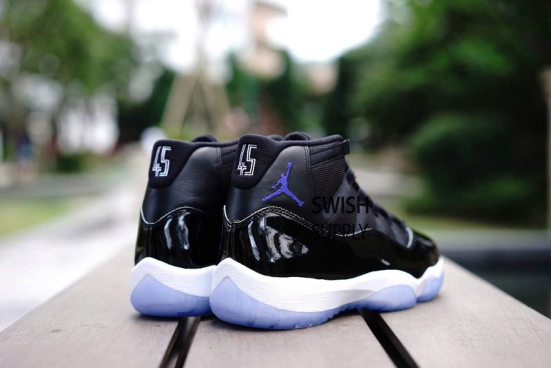 air jordan 11 space jam 45