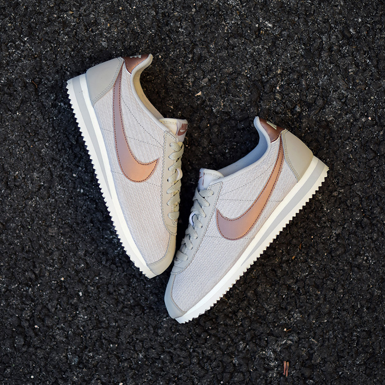 cortez nike beige