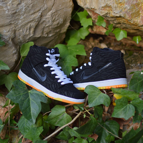 dunk high skunk