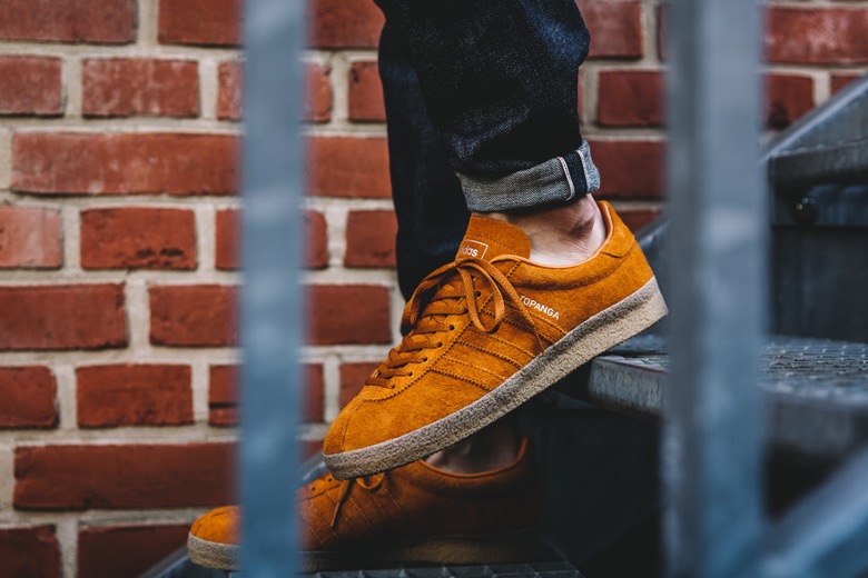 adidas topanga ocre gum