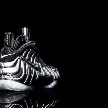 nike air foamposite carbon fiber silver surfer