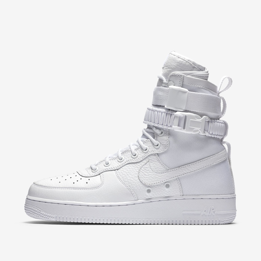 Nike Special Field Air Force 1 Triple 