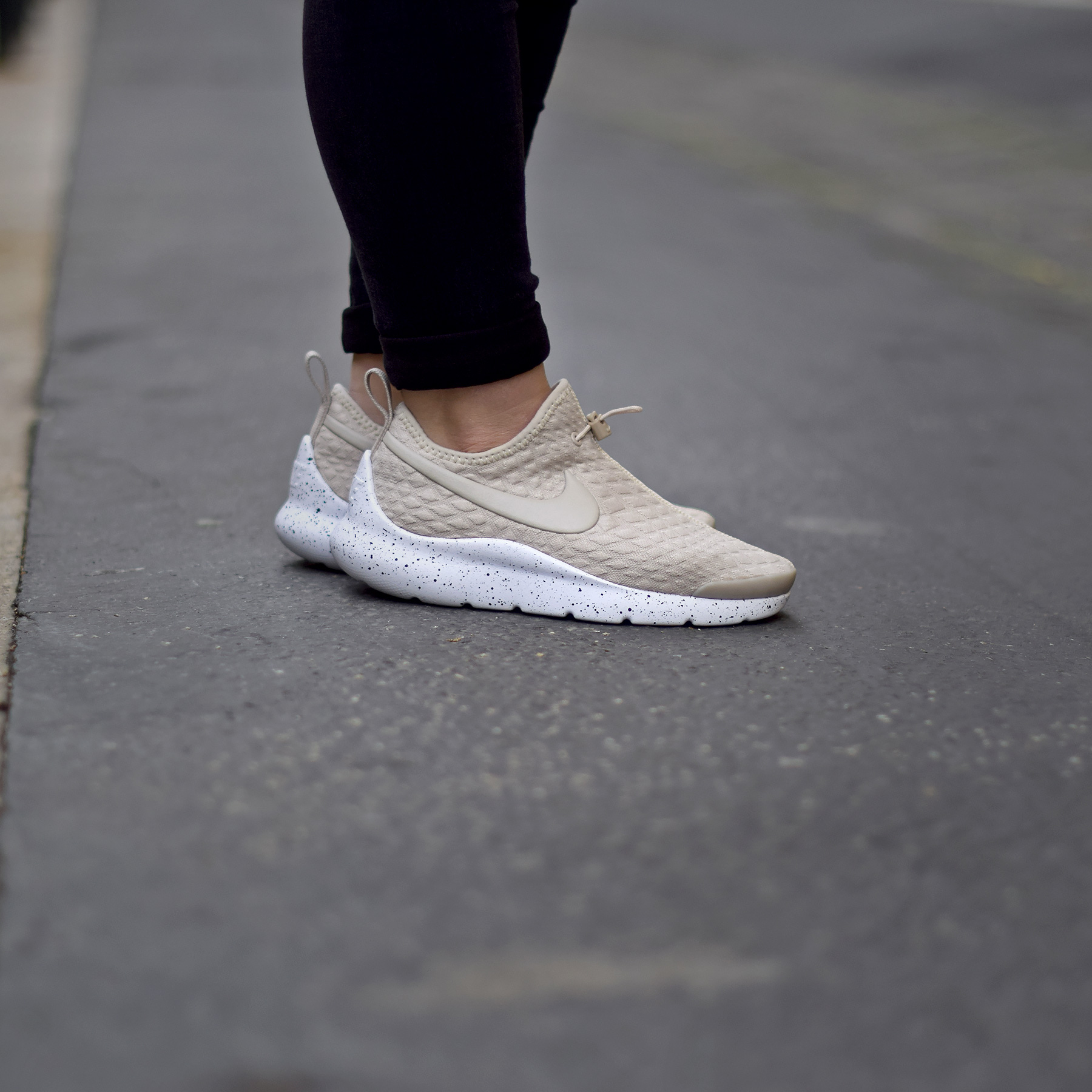 Tweet Berouw tolerantie Nike W Aptare Oatmeal - Sneakers.fr