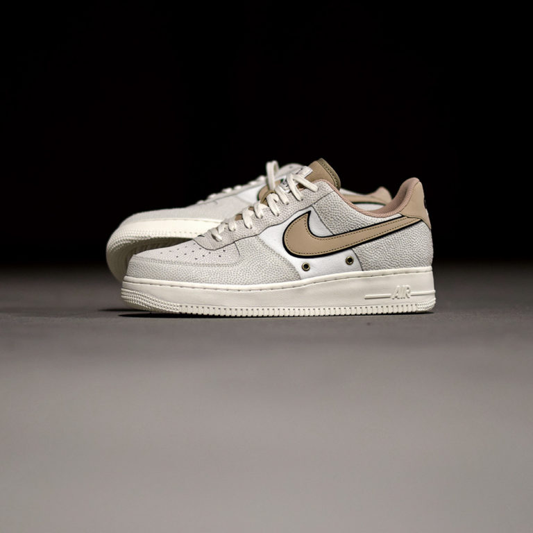 Nike Air Force 1 Â« Basketball Leather Â» - Sneakers.fr
