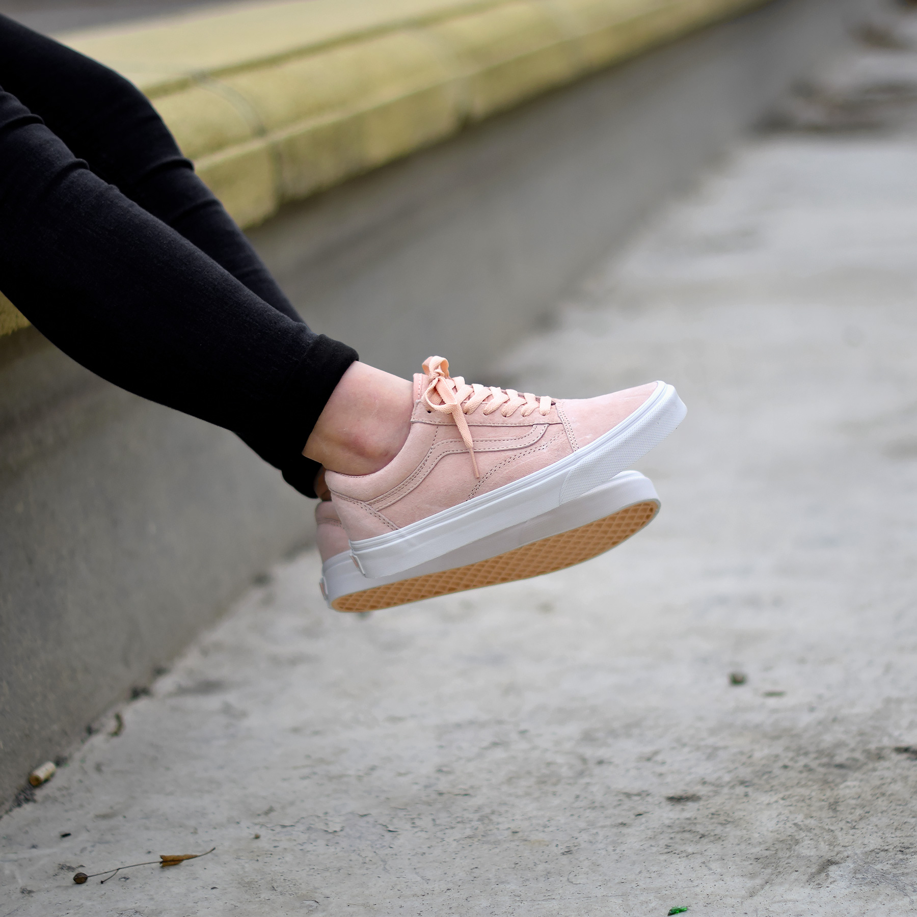 vans old skool suede spanish villa