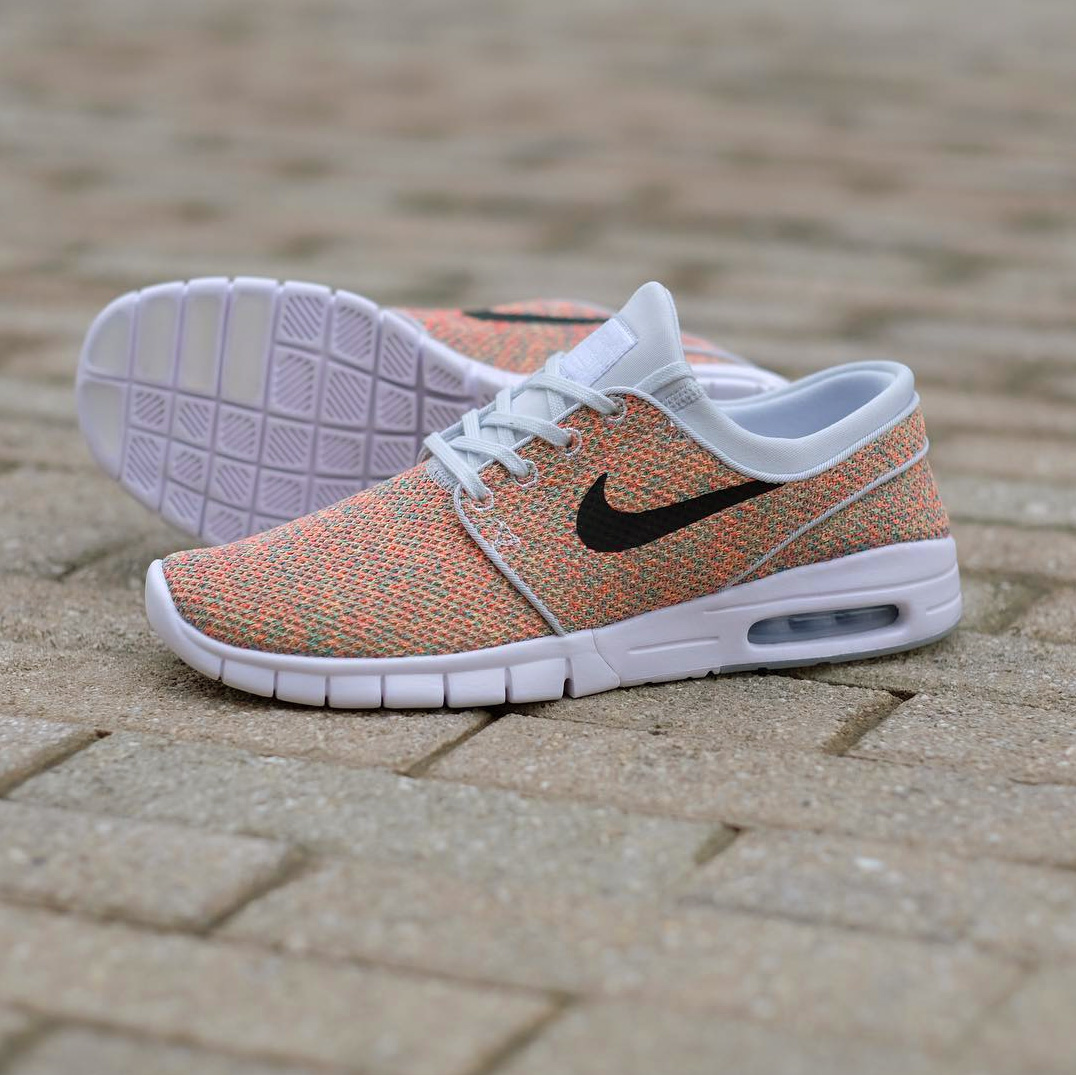 nike by you janoski
